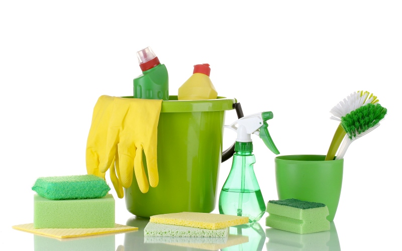 Vệ sinh nhà xưởng cần có những dụng cụ gì?