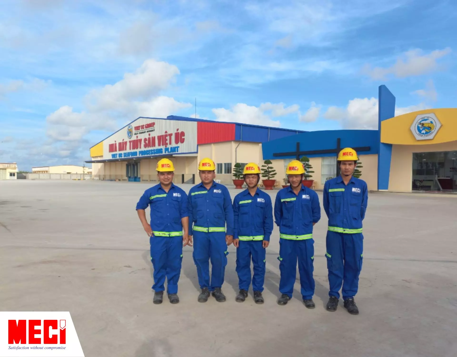 5 kỹ thuật MECI đứng trước cổng nhà máy Việt Úc