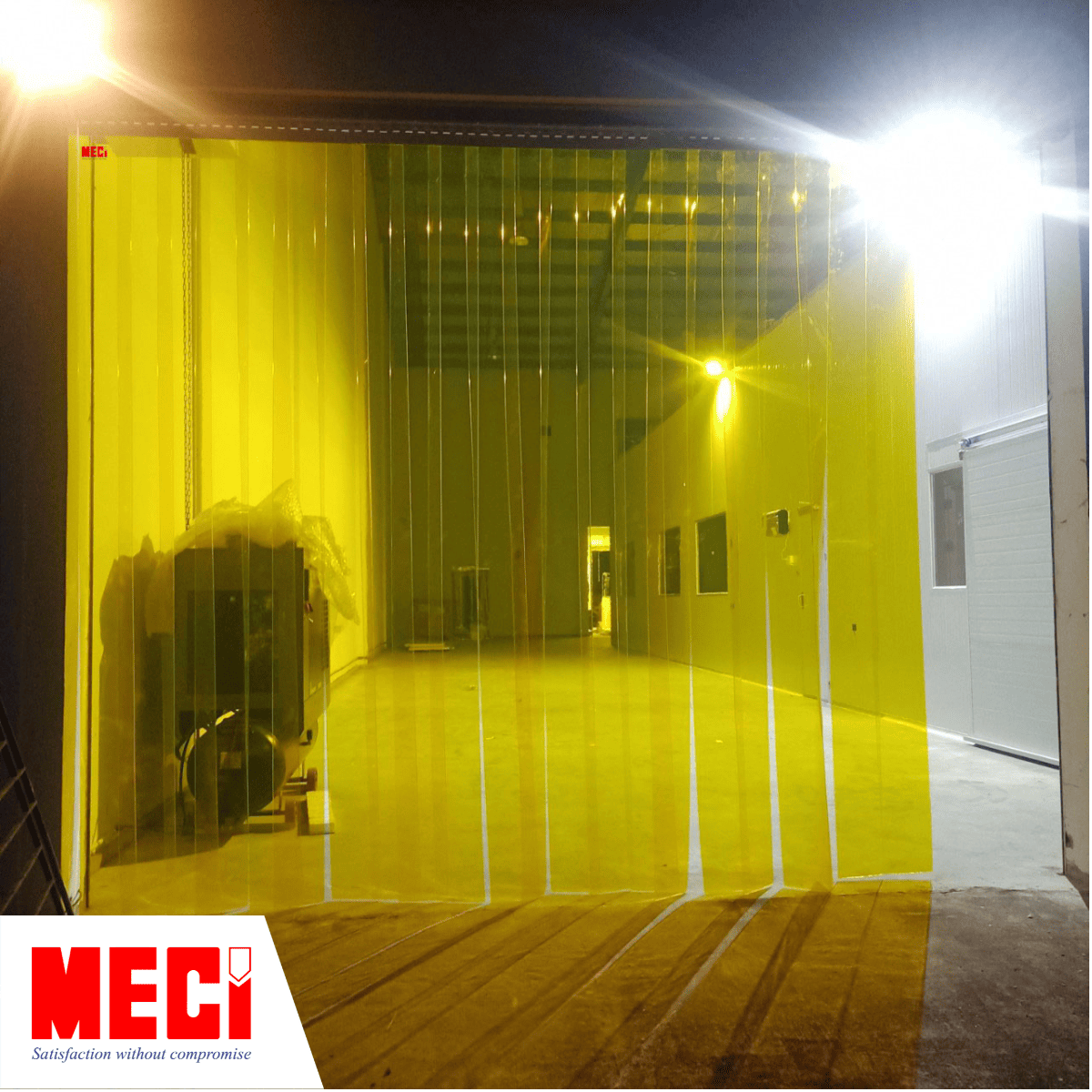 Rèm nhựa PVC màu vàng cho nhà máy tại Bình Dương