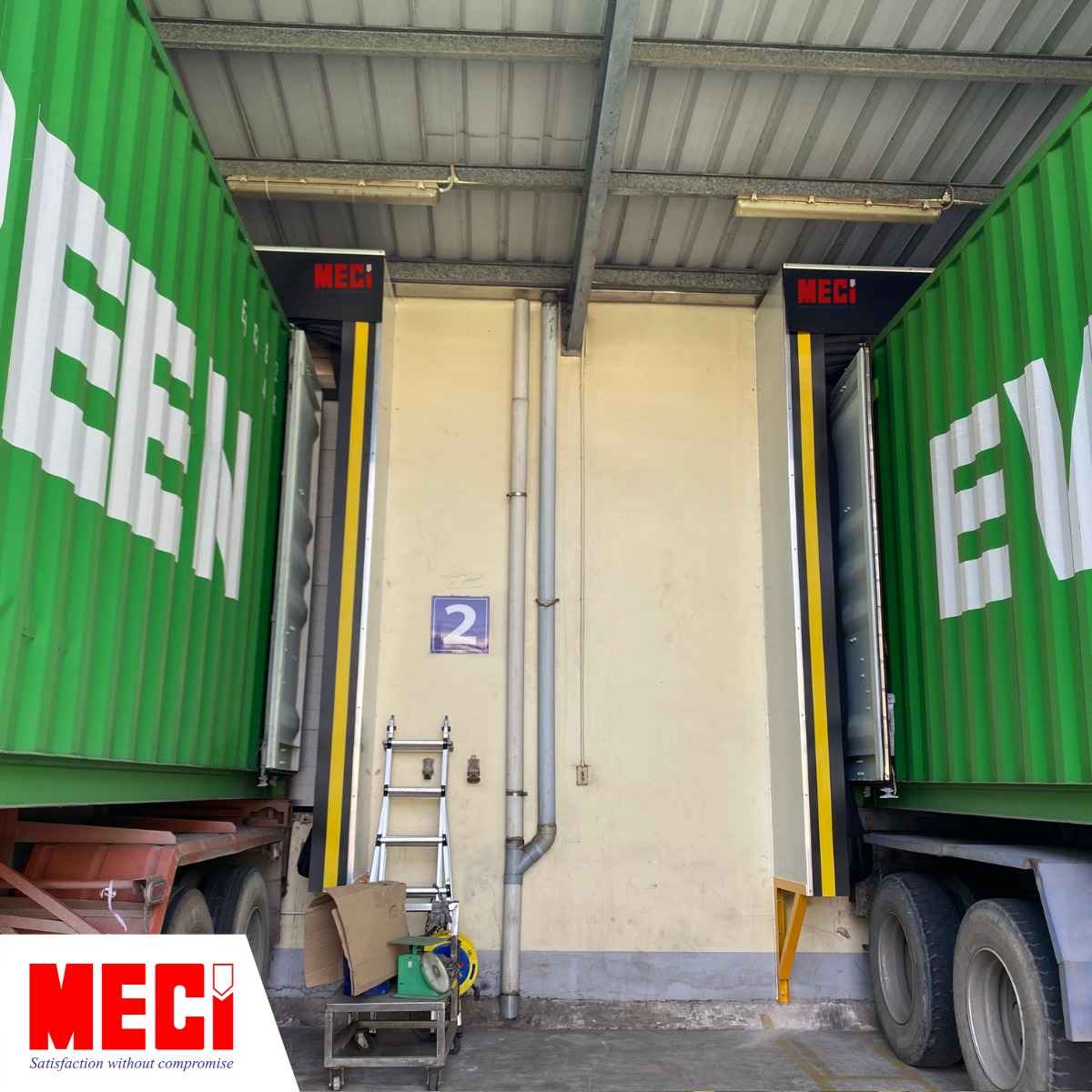 Bộ trùm túi khí khi hoạt động giúp che kín thùng xe container giúp ngăn chặn bụi bẩn - côn trùng - thất thoát hơi lạnh